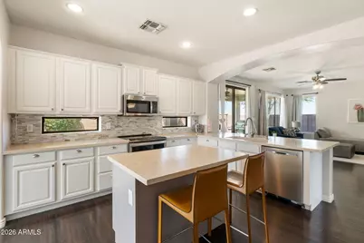 82 W Raven Drive, Chandler, AZ 85286 - Photo 14