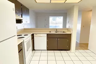 19601 N 7th St, Phoenix, AZ 85024 - Photo 6