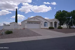 1320 Skyline Ave, Sierra Vista, AZ 85635 - Photo 2