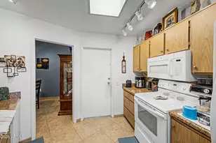 13832 N 111th Ave, Sun City, AZ 85351 - Photo 8