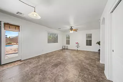 1337 W Hereford Drive, San Tan Valley, AZ 85143 - Photo 10