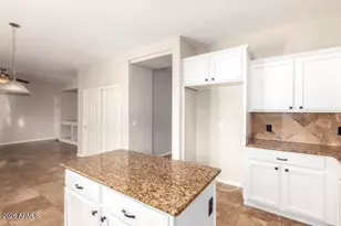 18606 W Sunnyslope Ln, Waddell, AZ 85355 - Photo 10