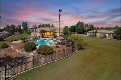 370 S Equestrian Court, Gilbert, AZ 85296 - Photo 2