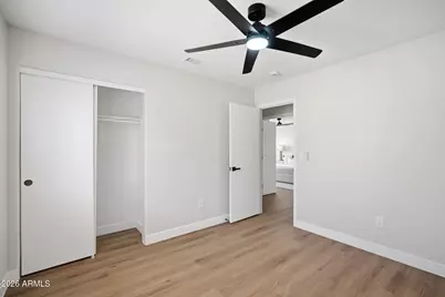 810 E Ross Avenue, Phoenix, AZ 85024 - Photo 16