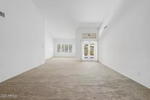 6334 W Louise Dr, Glendale, AZ 85310 - Photo 6