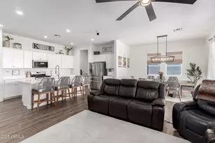 3914 W Serpentine Dr, San Tan Valley, AZ 85144 - Photo 8