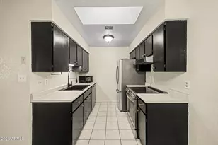 10807 W Northern Ave, Glendale, AZ 85307 - Photo 24