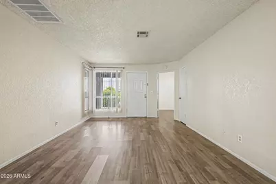 10807 W Northern Avenue #131, Glendale, AZ 85307 - Photo 8