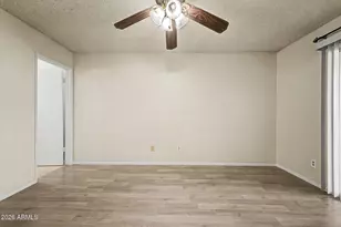 10807 W Northern Ave, Glendale, AZ 85307 - Photo 34