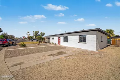 4123 N 30th Drive, Phoenix, AZ 85017 - Photo 8