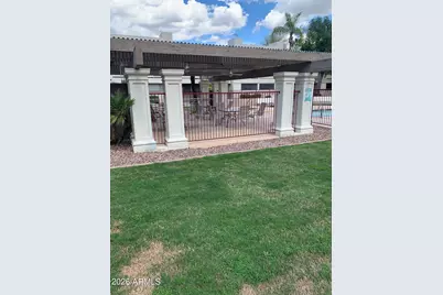 3301 E Earll Drive #Unit 119, Phoenix, AZ 85018 - Photo 10
