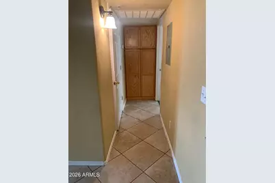 3301 E Earll Drive #Unit 119, Phoenix, AZ 85018 - Photo 2