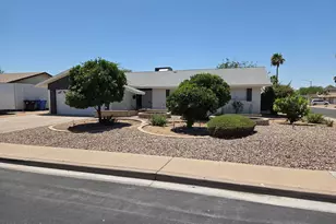 3555 W Acoma Dr, Phoenix, AZ 85053 - Photo 2