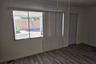 3555 W Acoma Dr, Phoenix, AZ 85053 - Photo 10