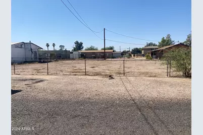 1512 N Granite Street #B, Florence, AZ 85132 - Photo 1