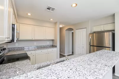 941 E Windsor Drive, Gilbert, AZ 85296 - Photo 6