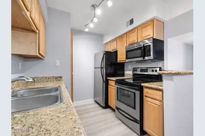 5995 N 78th Street #2020, Scottsdale, AZ 85250 - Photo 2