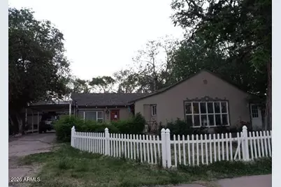 160 S 1st Street E, Saint Johns, AZ 85936 - Photo 1