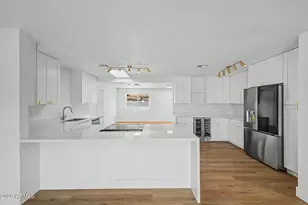 2507 W Corrine Dr, Phoenix, AZ 85029 - Photo 8