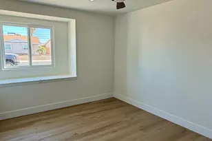 2507 W Corrine Dr, Phoenix, AZ 85029 - Photo 8