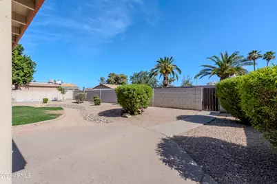 2315 W Sagebrush Drive, Chandler, AZ 85224 - Photo 18