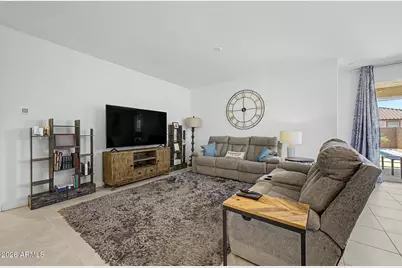 4215 E Payton Anne Lane, San Tan Valley, AZ 85143 - Photo 8