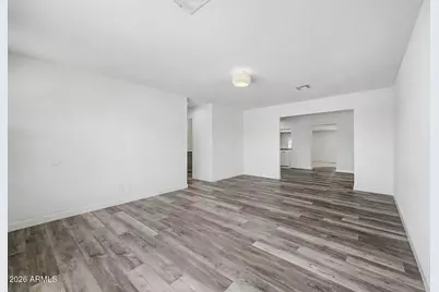 3030 N 64th Drive, Phoenix, AZ 85033 - Photo 4