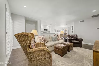 5221 N 24th Street #206, Phoenix, AZ 85016 - Photo 6