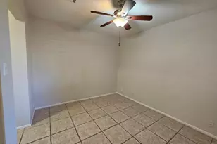 312 W Yukon Dr, Phoenix, AZ 85027 - Photo 10