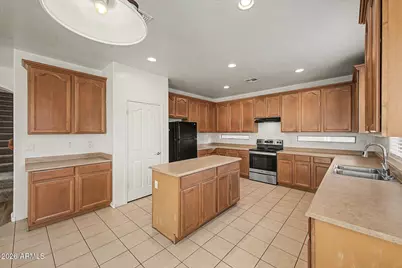 16812 W Marconi Avenue, Surprise, AZ 85388 - Photo 22