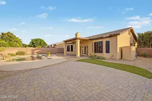 338 W Angela Dr, Phoenix, AZ 85023 - Photo 26