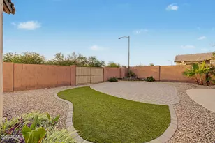 338 W Angela Dr, Phoenix, AZ 85023 - Photo 28