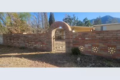 7256 S Cole Lane, Hereford, AZ 85615 - Photo 2