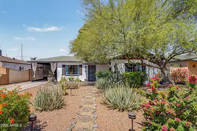 4238 N 10th Place, Phoenix, AZ 85014 - Photo 2