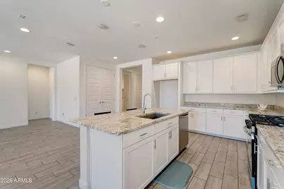 11136 W Parkway Drive, Tolleson, AZ 85353 - Photo 12