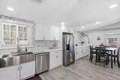 1621 E Villa Rita Drive, Phoenix, AZ 85022 - Photo 30