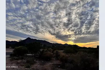 35564 N Ellsworth Avenue, San Tan Valley, AZ 85144 - Photo 10
