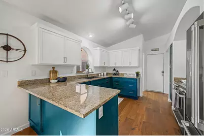 2435 E Cathedral Rock Drive, Phoenix, AZ 85048 - Photo 14