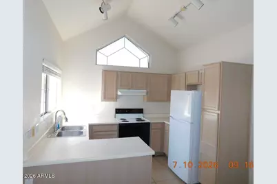 1633 E Lakeside Drive #122, Gilbert, AZ 85234 - Photo 6