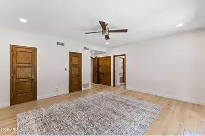230 W Morten Avenue, Phoenix, AZ 85021 - Photo 48