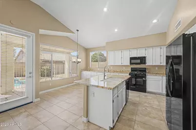 22516 N 68th Drive, Glendale, AZ 85310 - Photo 16