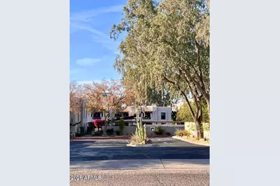 7300 N Dreamy Draw Drive #102, Phoenix, AZ 85020 - Photo 2