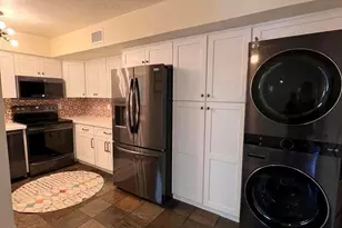 7300 N Dreamy Draw Dr, Phoenix, AZ 85020 - Photo 14