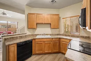 1015 S Val Vista Dr, Mesa, AZ 85204 - Photo 6