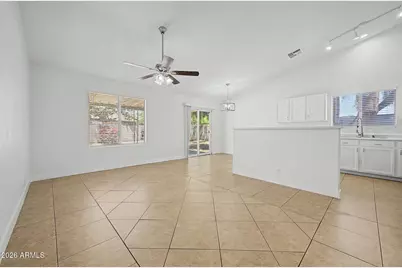 6802 W Crittenden Lane, Phoenix, AZ 85033 - Photo 20