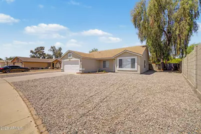 6802 W Crittenden Lane, Phoenix, AZ 85033 - Photo 4