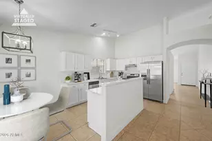 6802 W Crittenden Ln, Phoenix, AZ 85033 - Photo 10