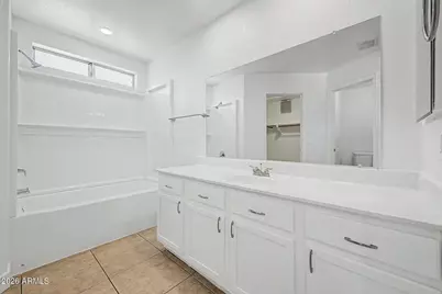 6802 W Crittenden Lane, Phoenix, AZ 85033 - Photo 26