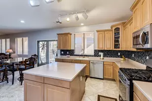 4815 N 96th Ln, Phoenix, AZ 85037 - Photo 4
