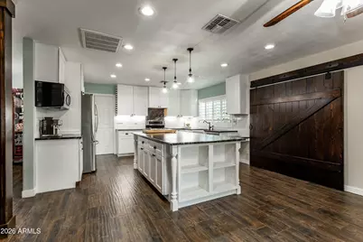 3570 W Pershing Avenue, Phoenix, AZ 85029 - Photo 8